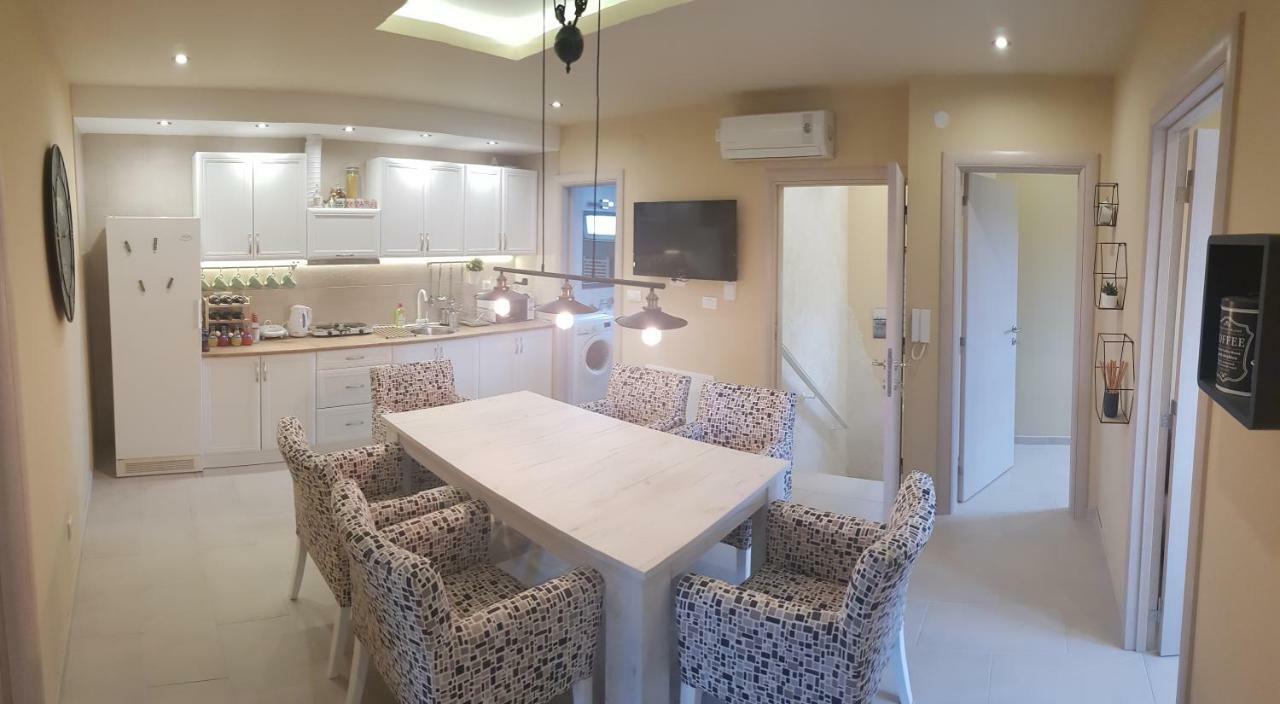 Apartments Exclusive Belgrado Esterno foto