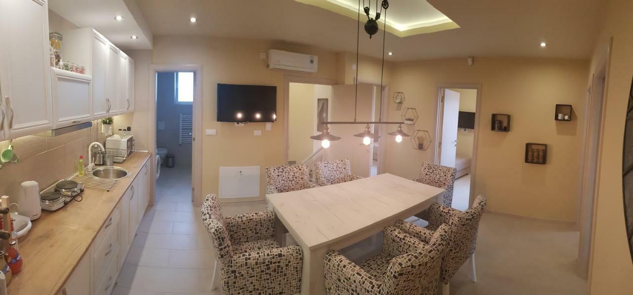 Apartments Exclusive Belgrado Esterno foto